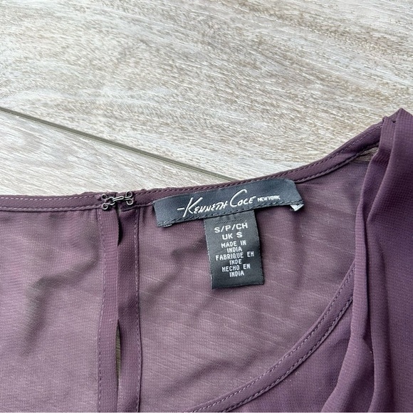 Kenneth Cole Lightweight Chiffon  High Low Hem Sleeveless Blouse in Purple - Picture 6 of 12